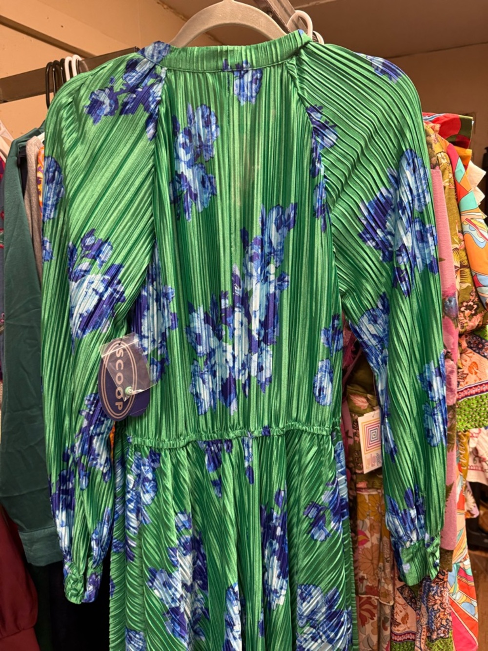 Green Floral High-Low Wrap Dress with Tie Waist - Picture 6 of 11